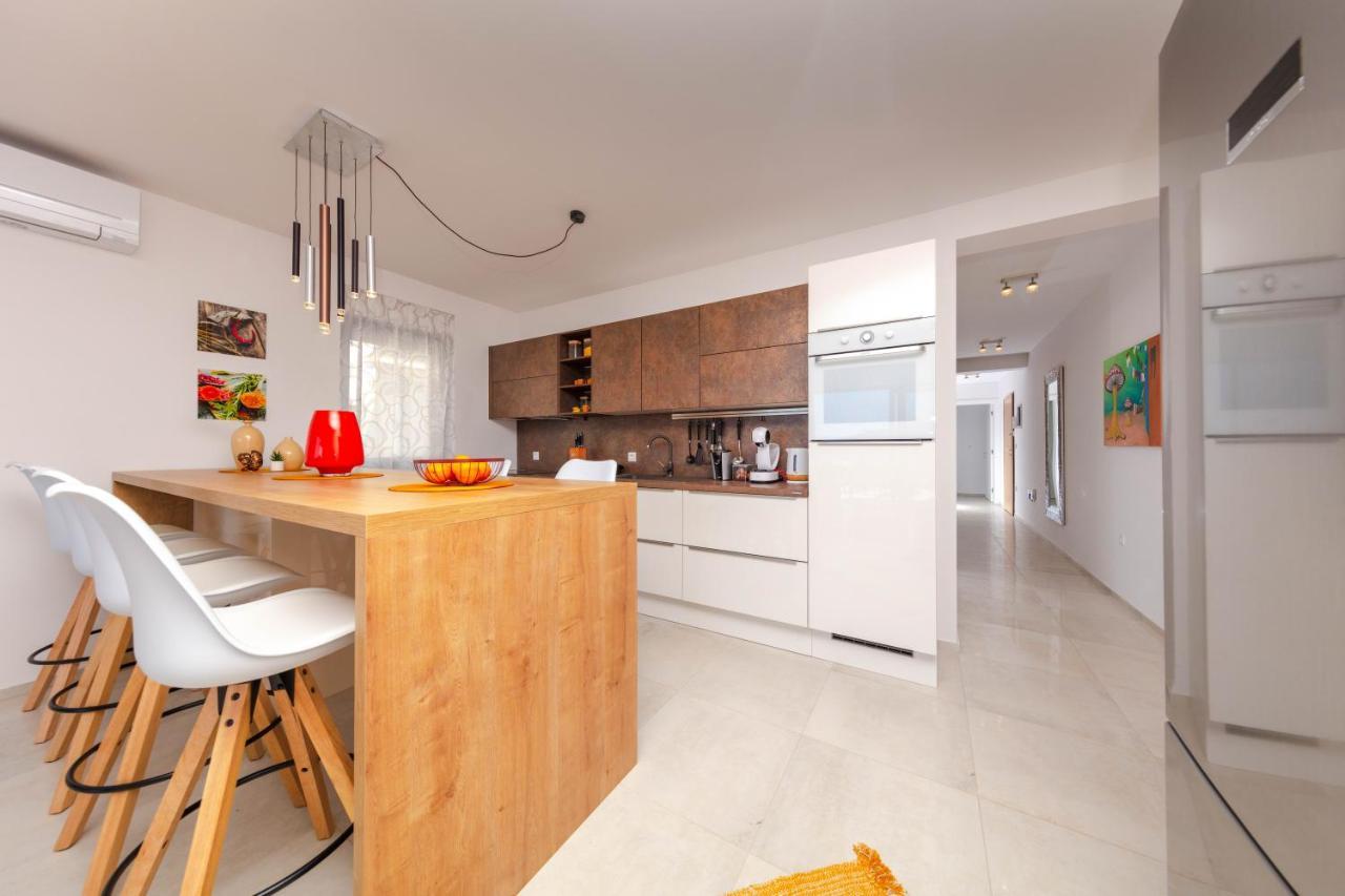Apartman Oranz Banjole Buitenkant foto