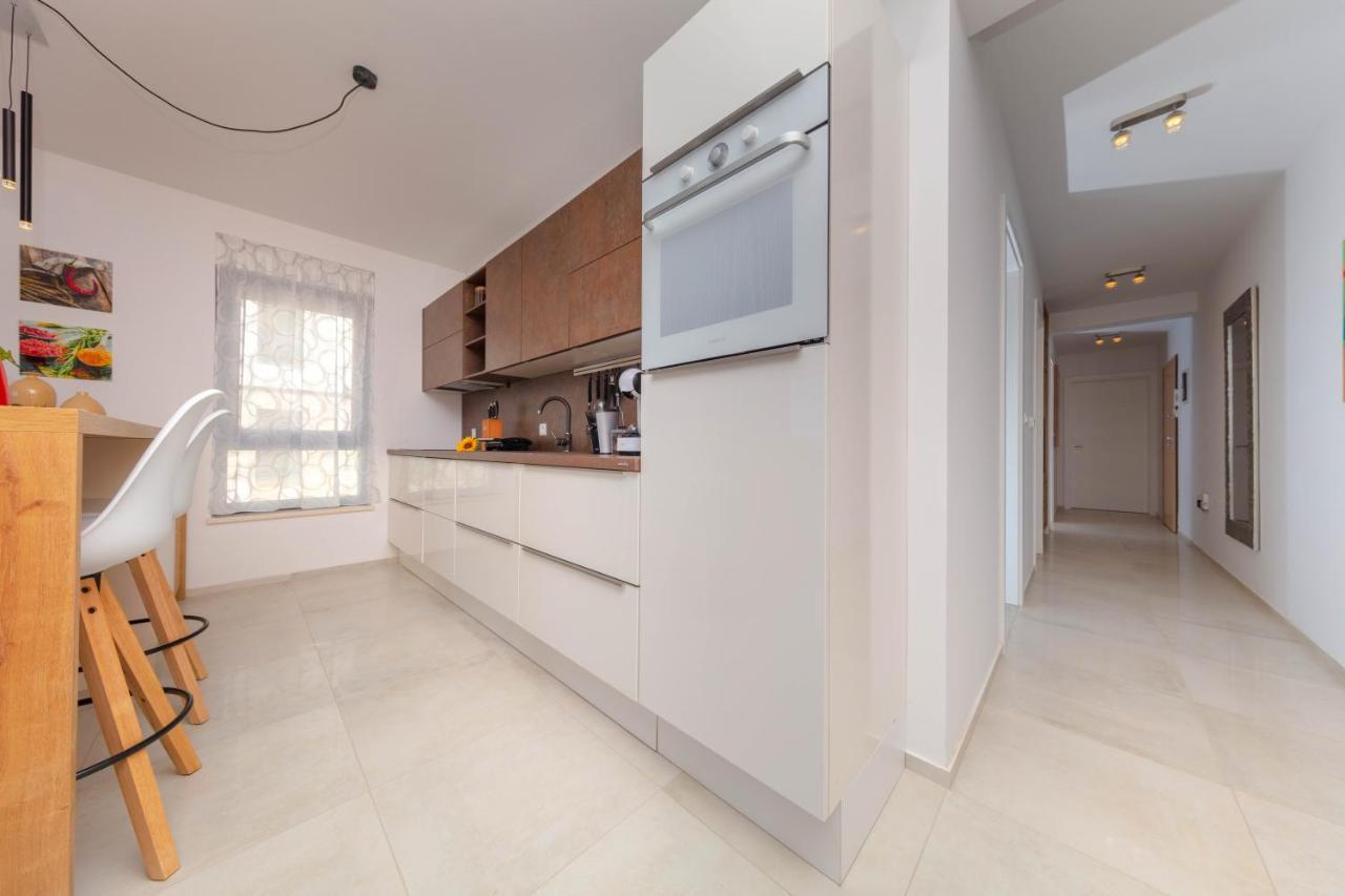 Apartman Oranz Banjole Buitenkant foto