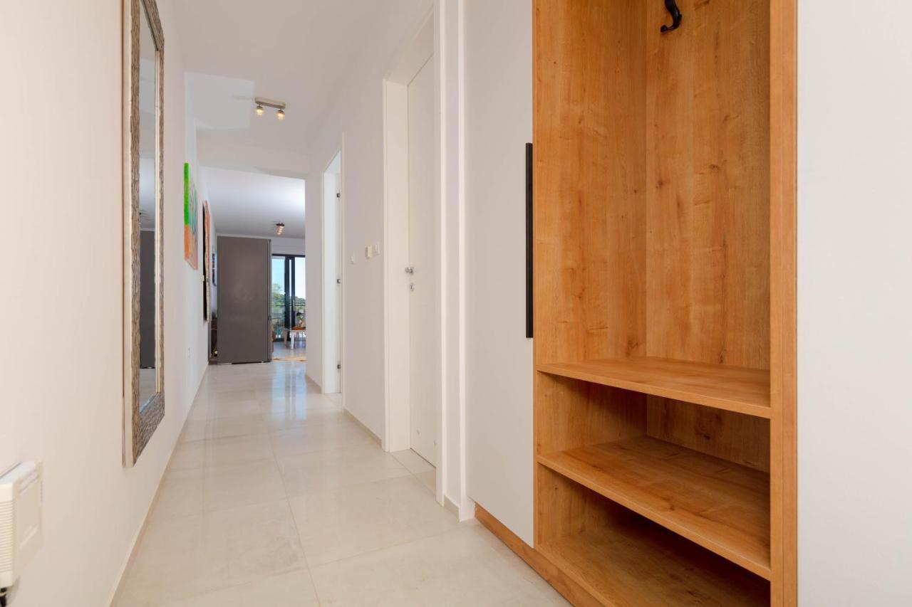 Apartman Oranz Banjole Buitenkant foto