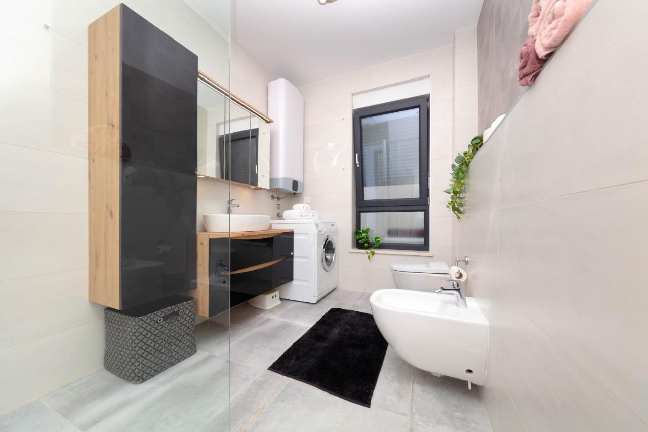 Apartman Oranz Banjole Buitenkant foto