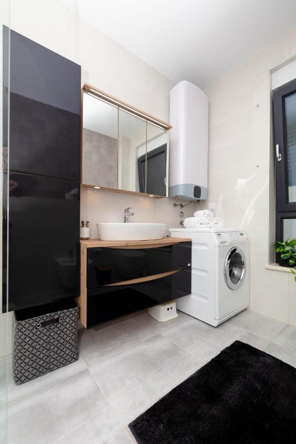 Apartman Oranz Banjole Buitenkant foto