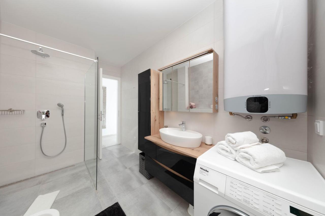 Apartman Oranz Banjole Buitenkant foto