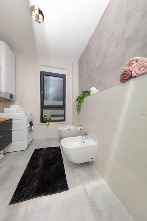 Apartman Oranz Banjole Buitenkant foto