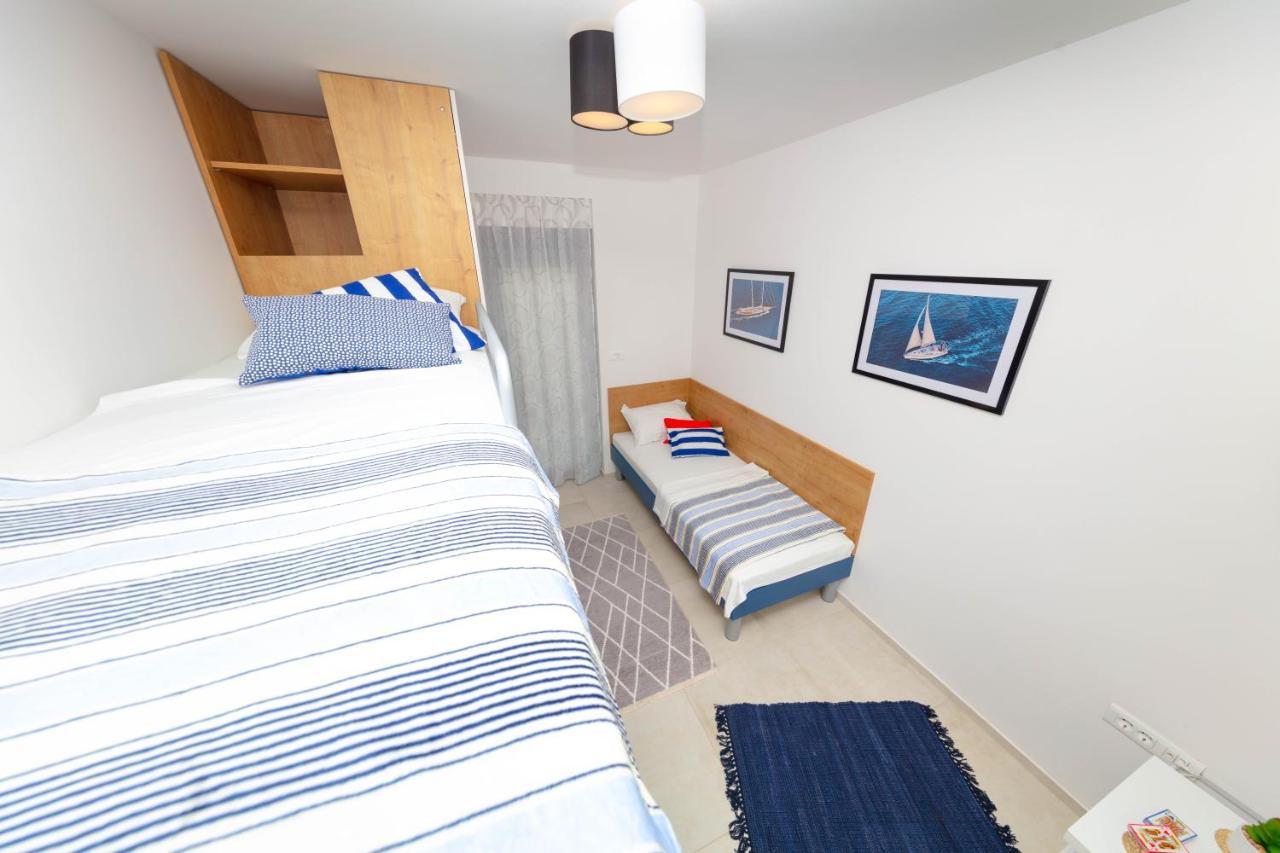Apartman Oranz Banjole Buitenkant foto