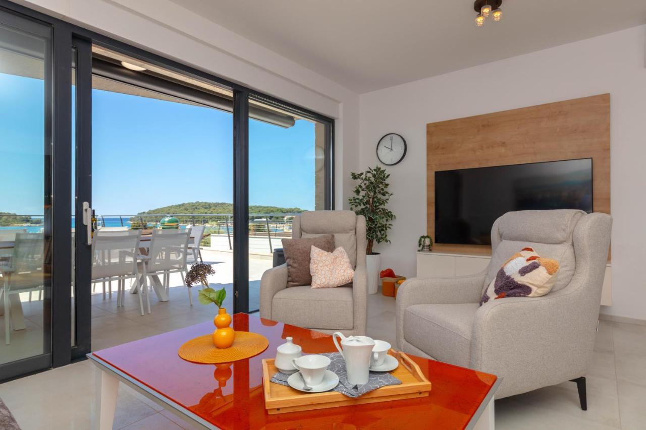 Apartman Oranz Banjole Buitenkant foto