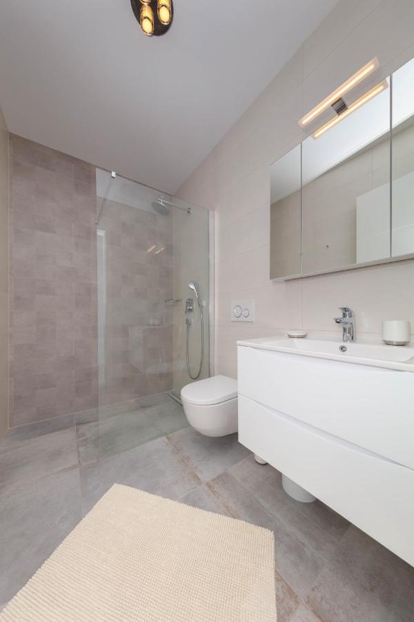 Apartman Oranz Banjole Buitenkant foto